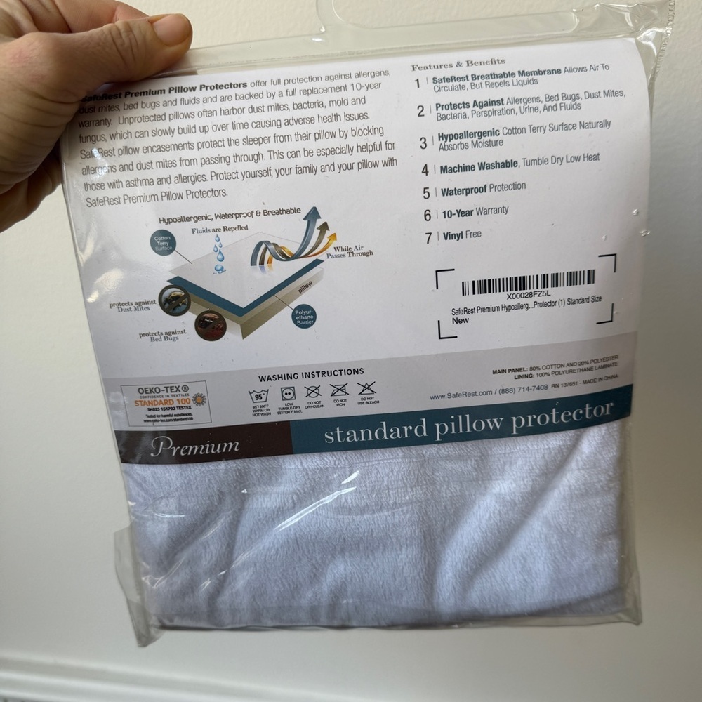 SafeRest Premium Pillow Protector in Standard Pillow Size - Picture 2 of 3